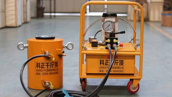 江蘇奧德鉚壓設備有限公司